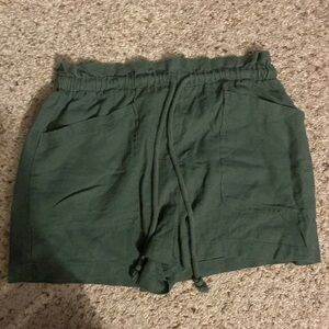 UNIVERSAL THREADS Green Shorts